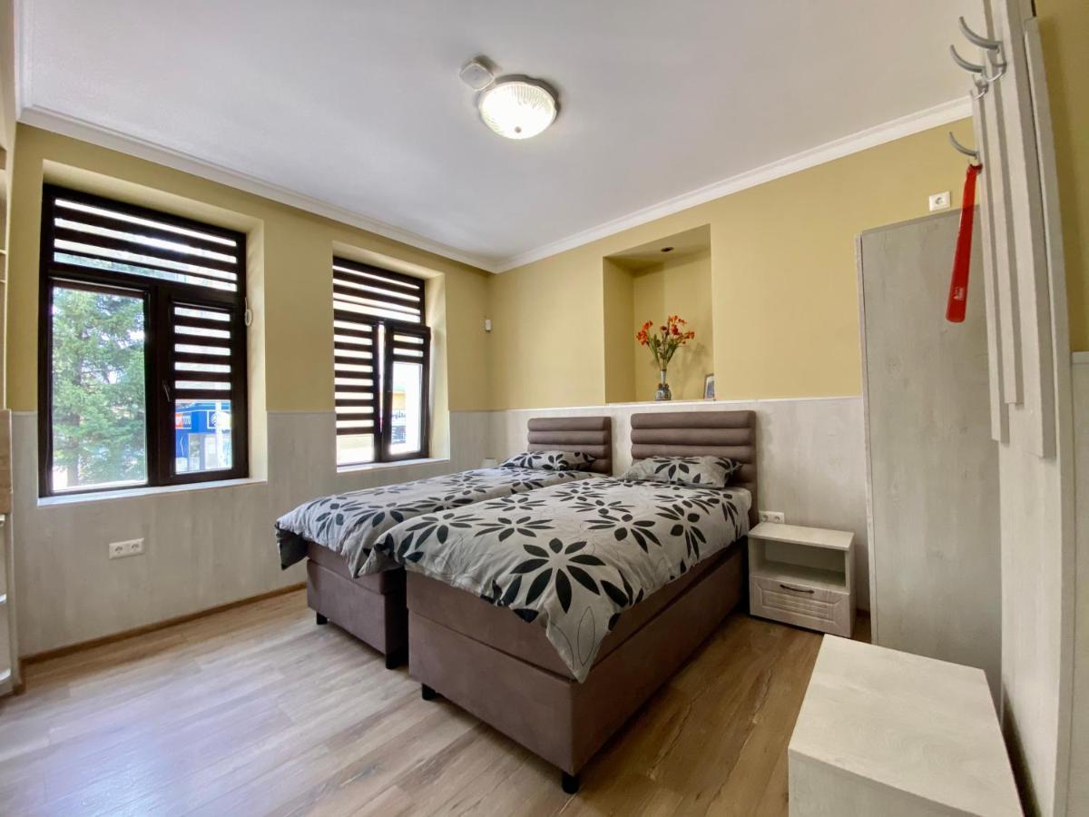 Къща За Гости Кребс Guesthousekrebs Sjumen Eksteriør billede