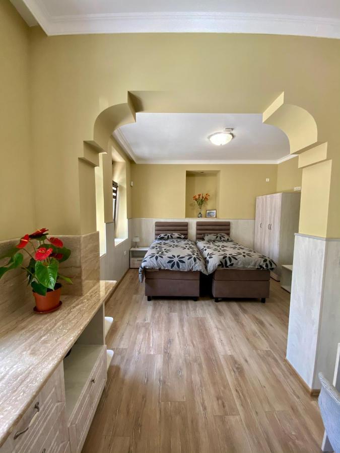 Къща За Гости Кребс Guesthousekrebs Sjumen Eksteriør billede