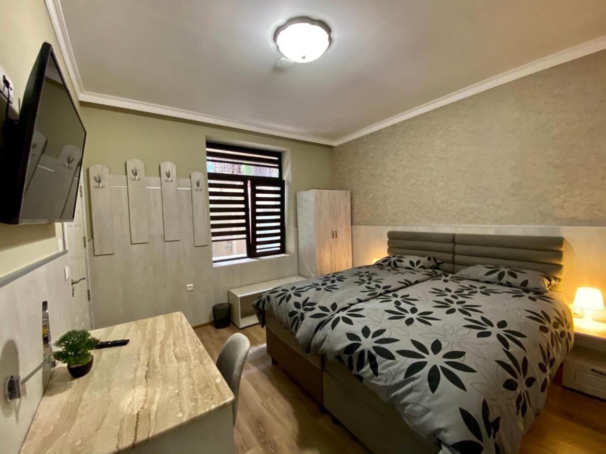 Къща За Гости Кребс Guesthousekrebs Sjumen Eksteriør billede