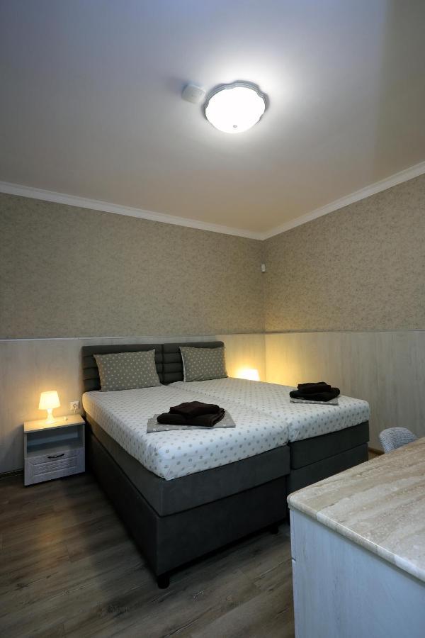 Къща За Гости Кребс Guesthousekrebs Sjumen Eksteriør billede